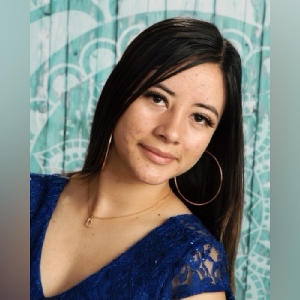 🖤 Meet your Posher, Dani 🖤